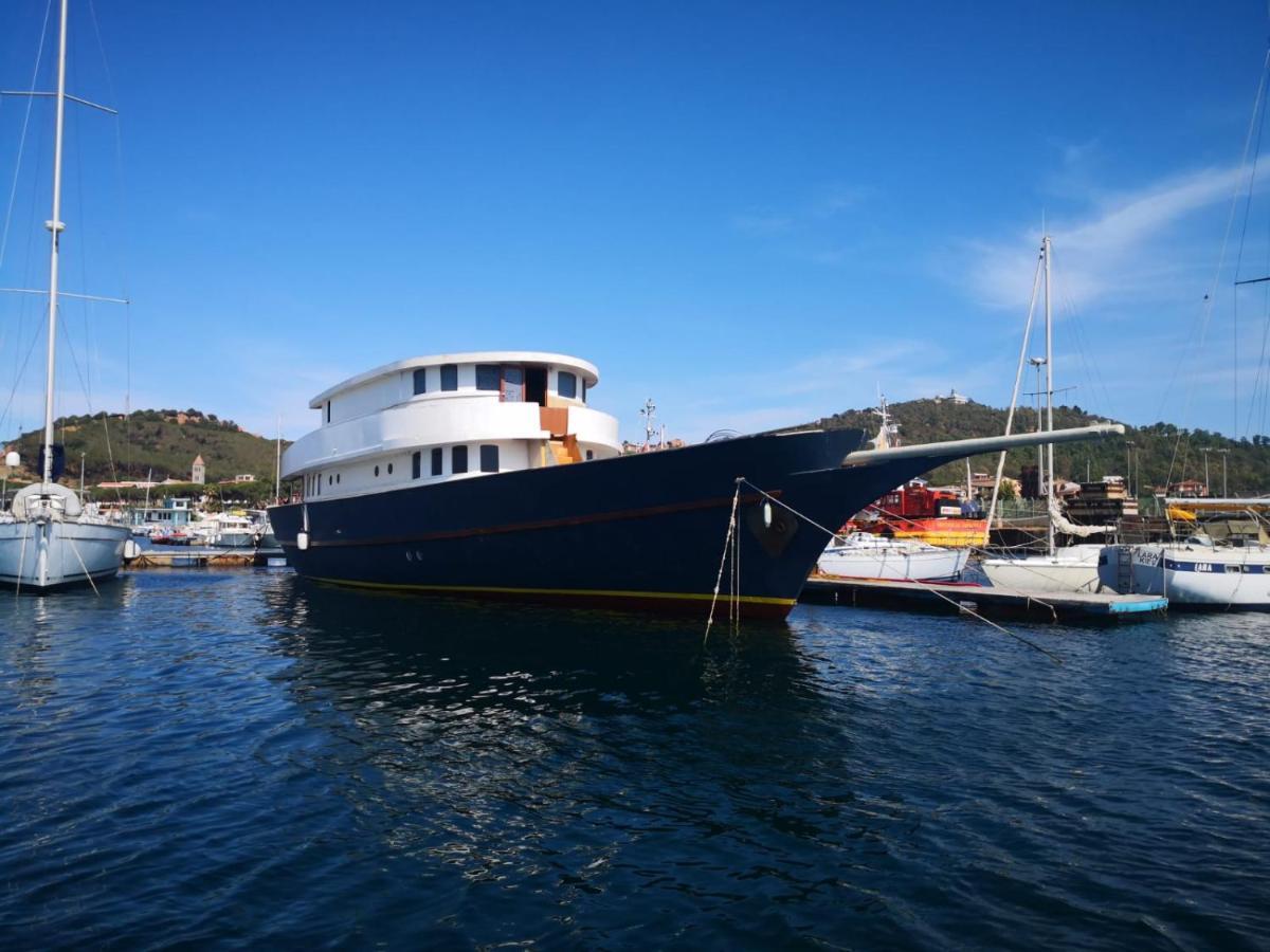 Classic Yacht Yanika Yachting Watersport Ets วิลลาปุตซู ภายนอก รูปภาพ